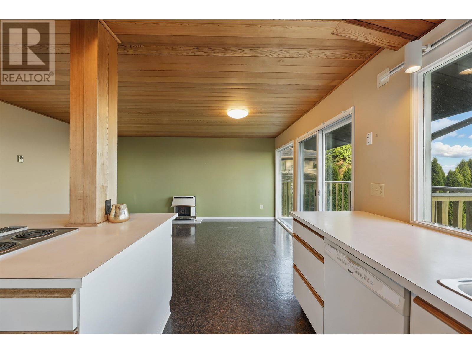 3204 Thompson Crescent, West Vancouver, British Columbia  V7V 3E5 - Photo 24 - R2997240