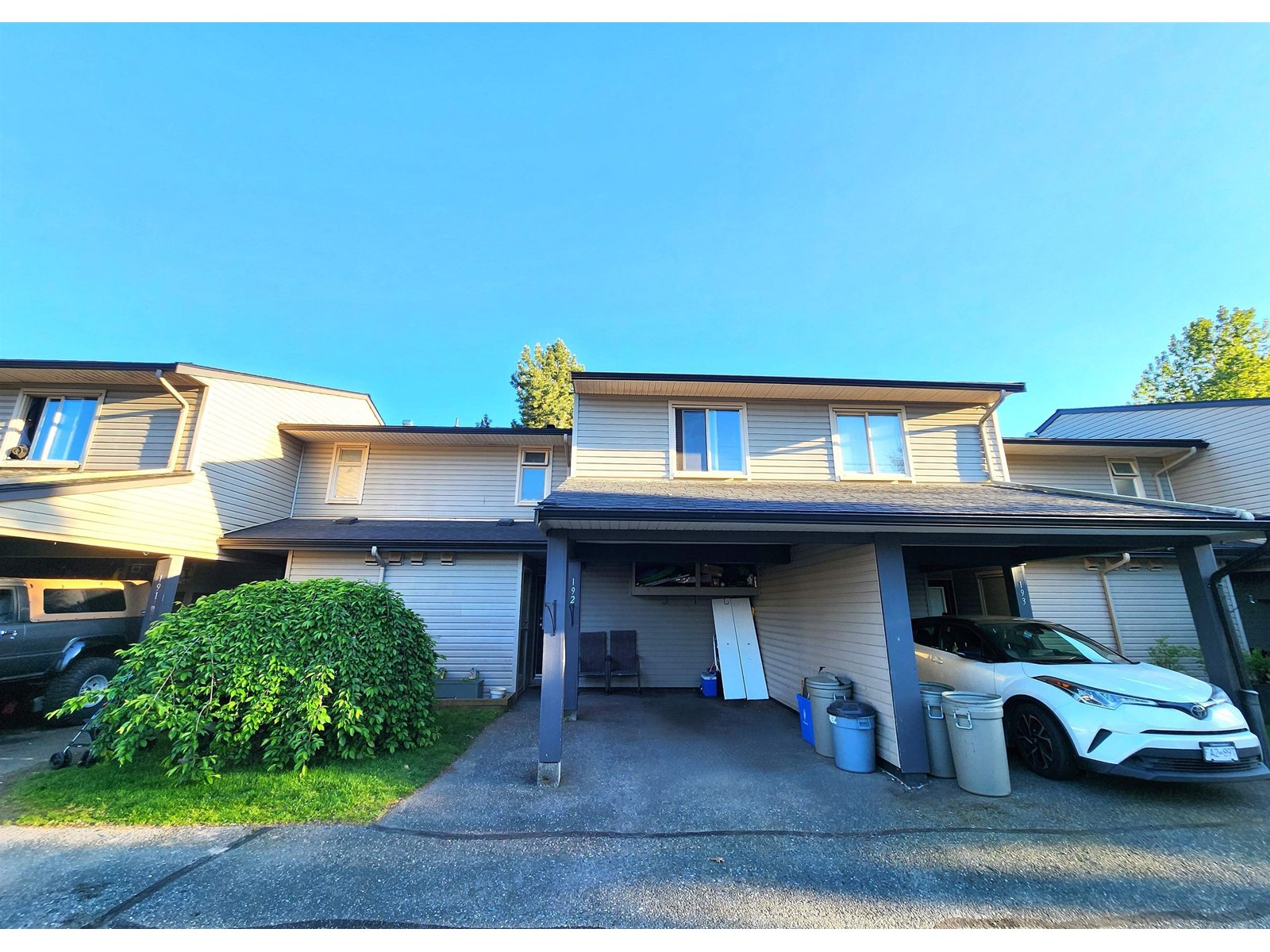 Property at 192 27456 32 AVENUE image 1