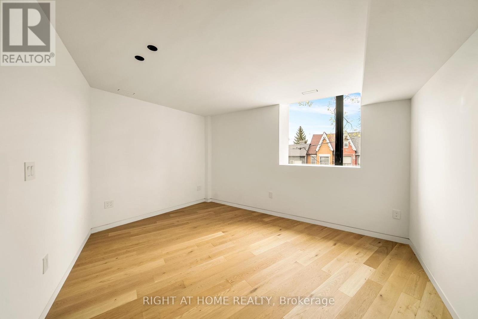 44 Foxley Street, Toronto, Ontario  M6J 1R1 - Photo 16 - C12133855
