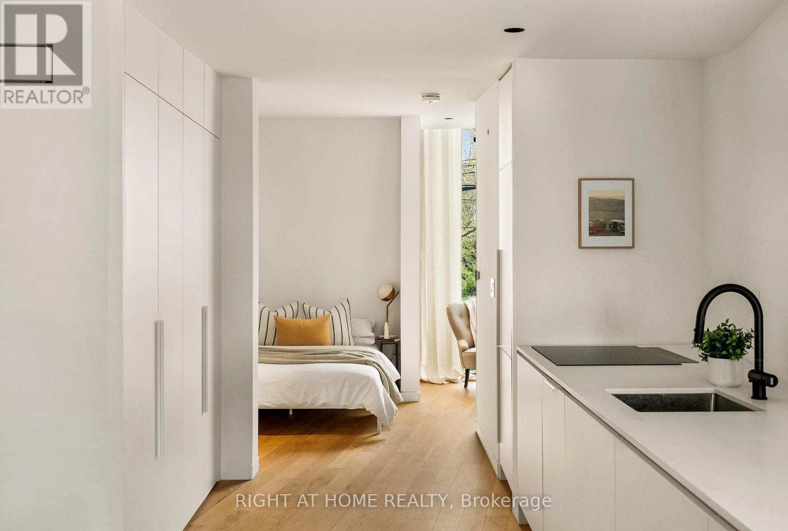 44 Foxley Street, Toronto, Ontario  M6J 1R1 - Photo 45 - C12133855