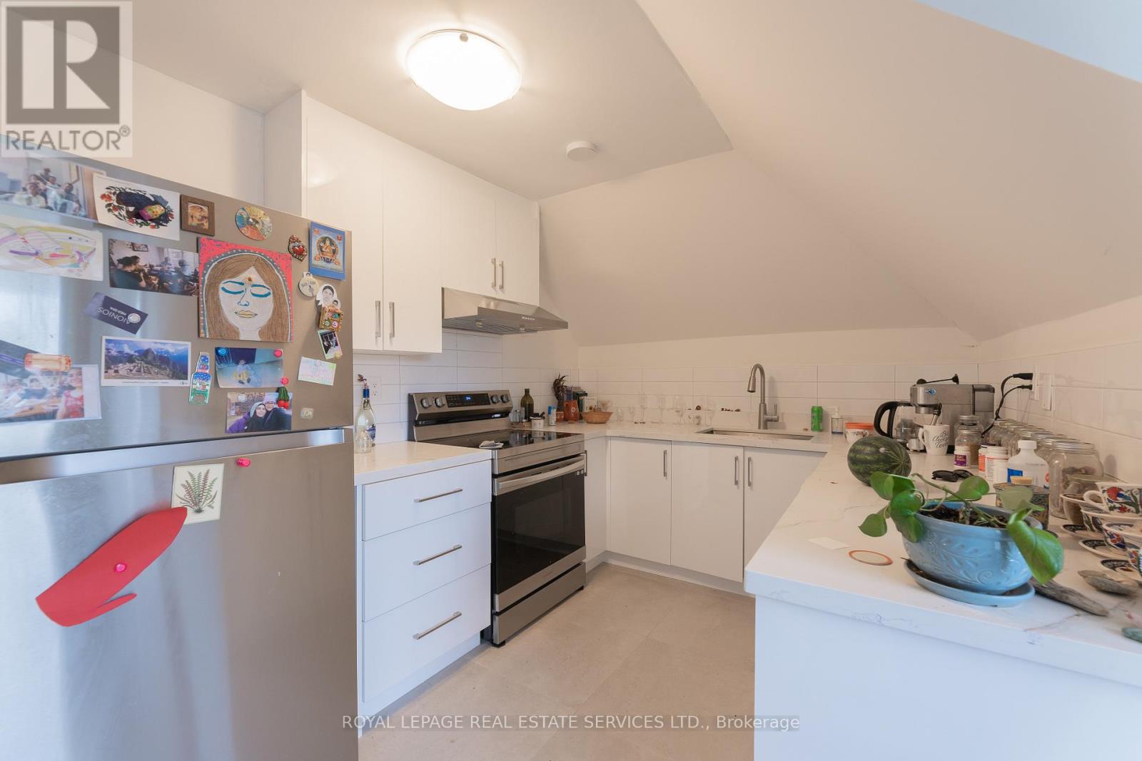 3 - 18 Shorncliffe Avenue, Toronto (Forest Hill South), Ontario  M4V 1T1 - Photo 5 - C12134029