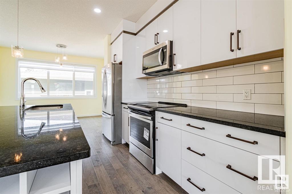 Property at 10576 62 AV NW NW image 5