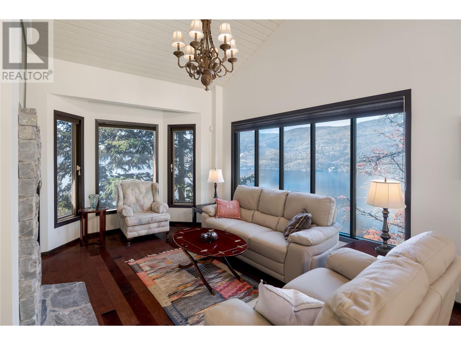 Property at 1252 Kyndree Court image 3