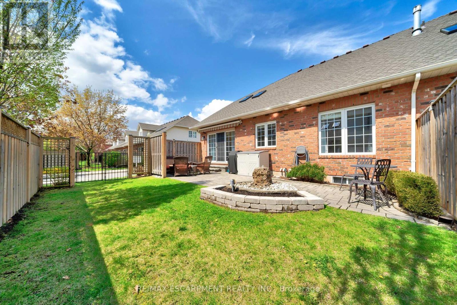 22 - 1275 Stephenson Drive, Burlington, Ontario  L7S 2M2 - Photo 34 - W12133663