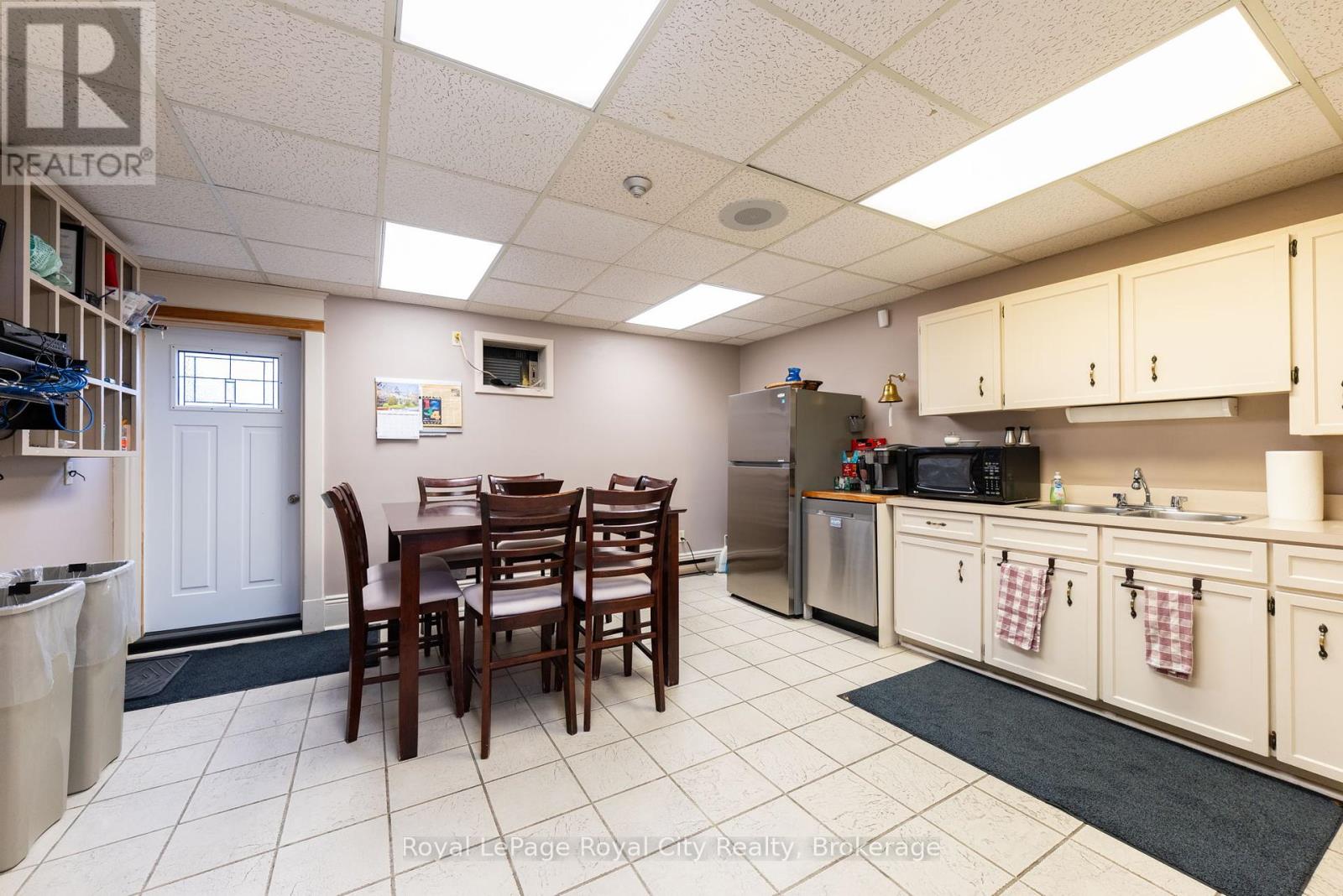 457 Woolwich Street, Guelph, Ontario  N1H 3X6 - Photo 11 - X12131016