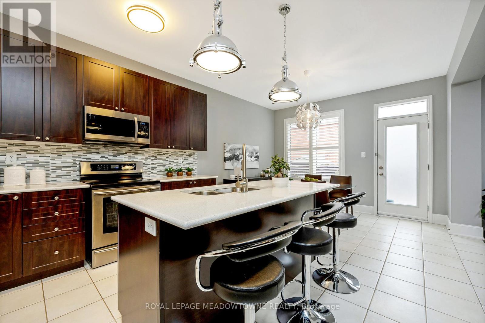 428 Dymott Avenue, Milton (Ha Harrison), Ontario  L9T 7V1 - Photo 17 - W12133683