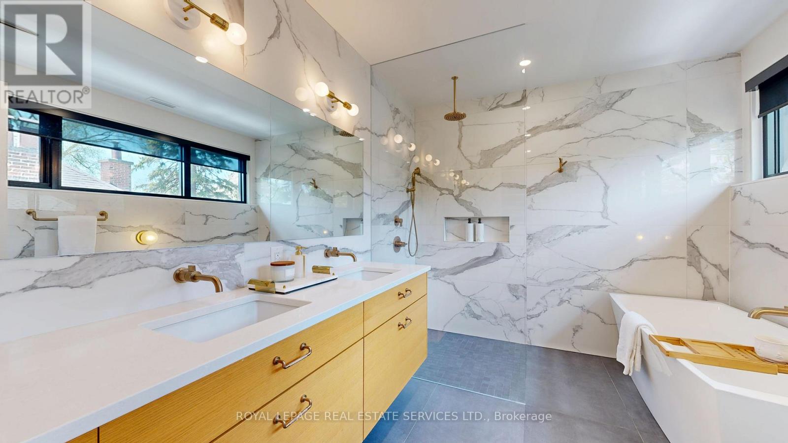 117 Indian Road Crescent, Toronto (High Park North), Ontario  M6P 2G4 - Photo 24 - W12133776