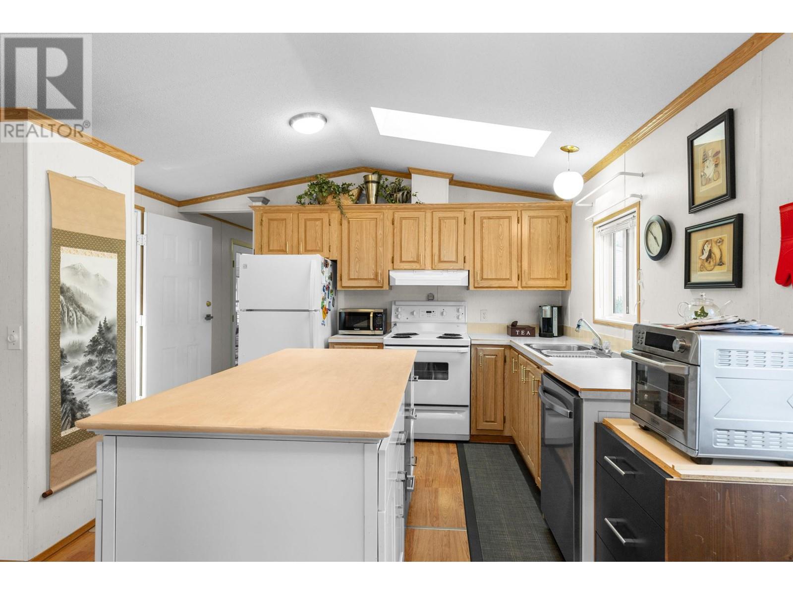 #97 1850 Shannon Lake Road, Kelowna, British Columbia  V4T 1L6 - Photo 4 - 10346887