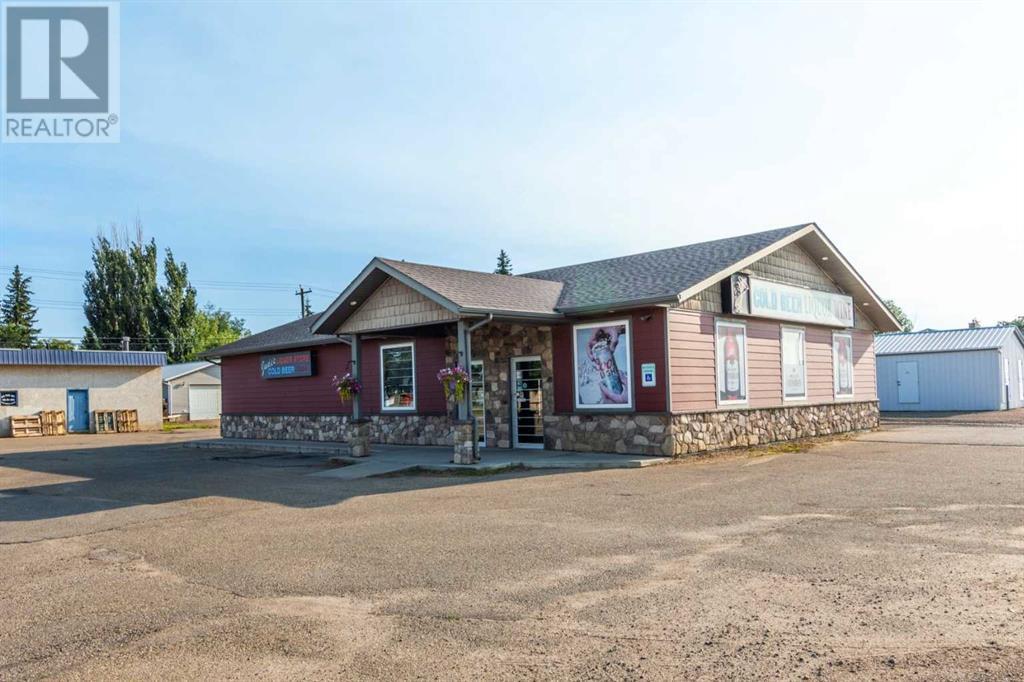 5922 50 Avenue, Stettler, Alberta  T0C 2L2 - Photo 1 - A2161251