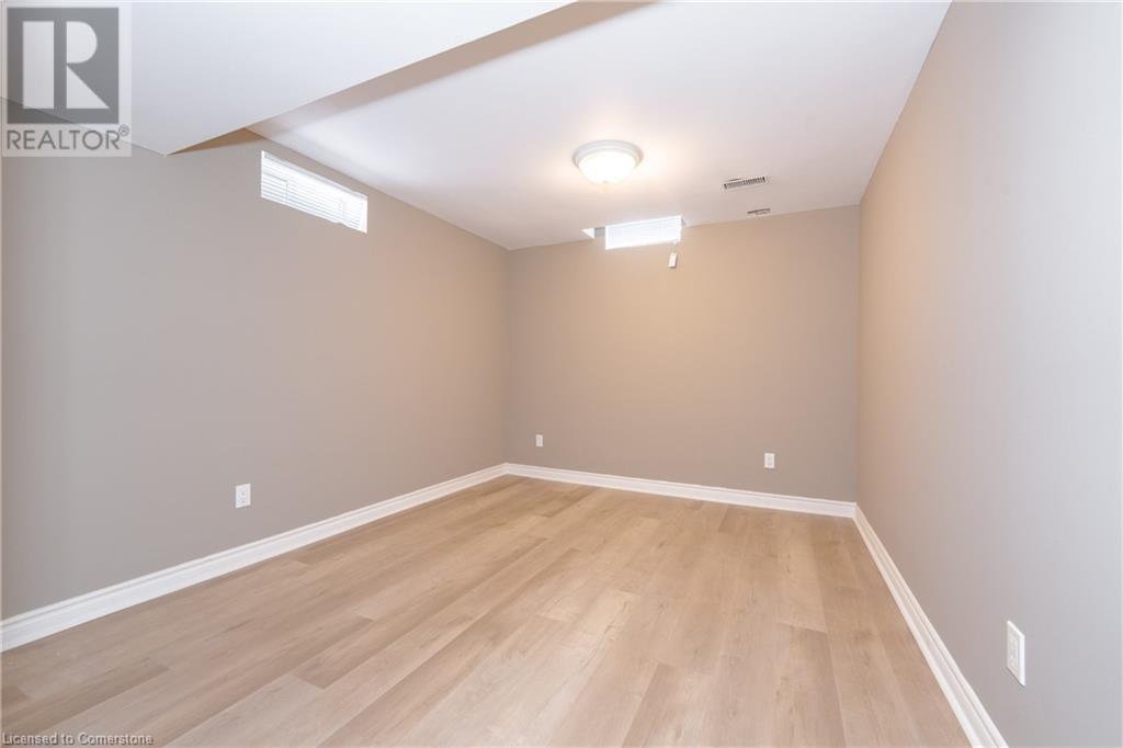 1185 Lindenrock Drive, Oakville, Ontario  L6H 6T5 - Photo 34 - 40720887