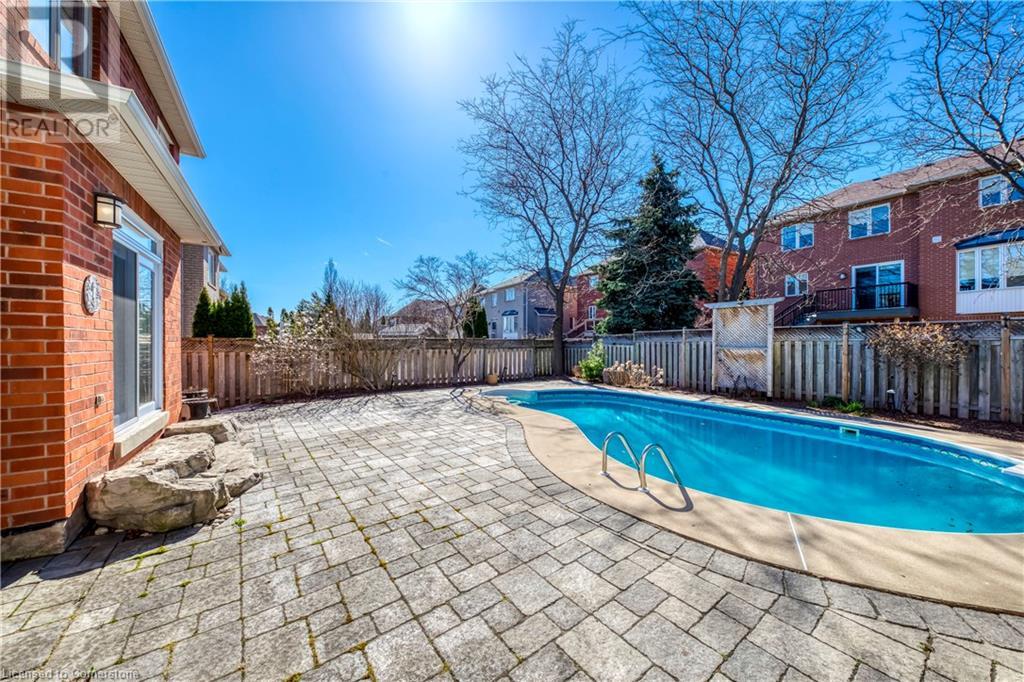 1185 Lindenrock Drive, Oakville, Ontario  L6H 6T5 - Photo 48 - 40720887