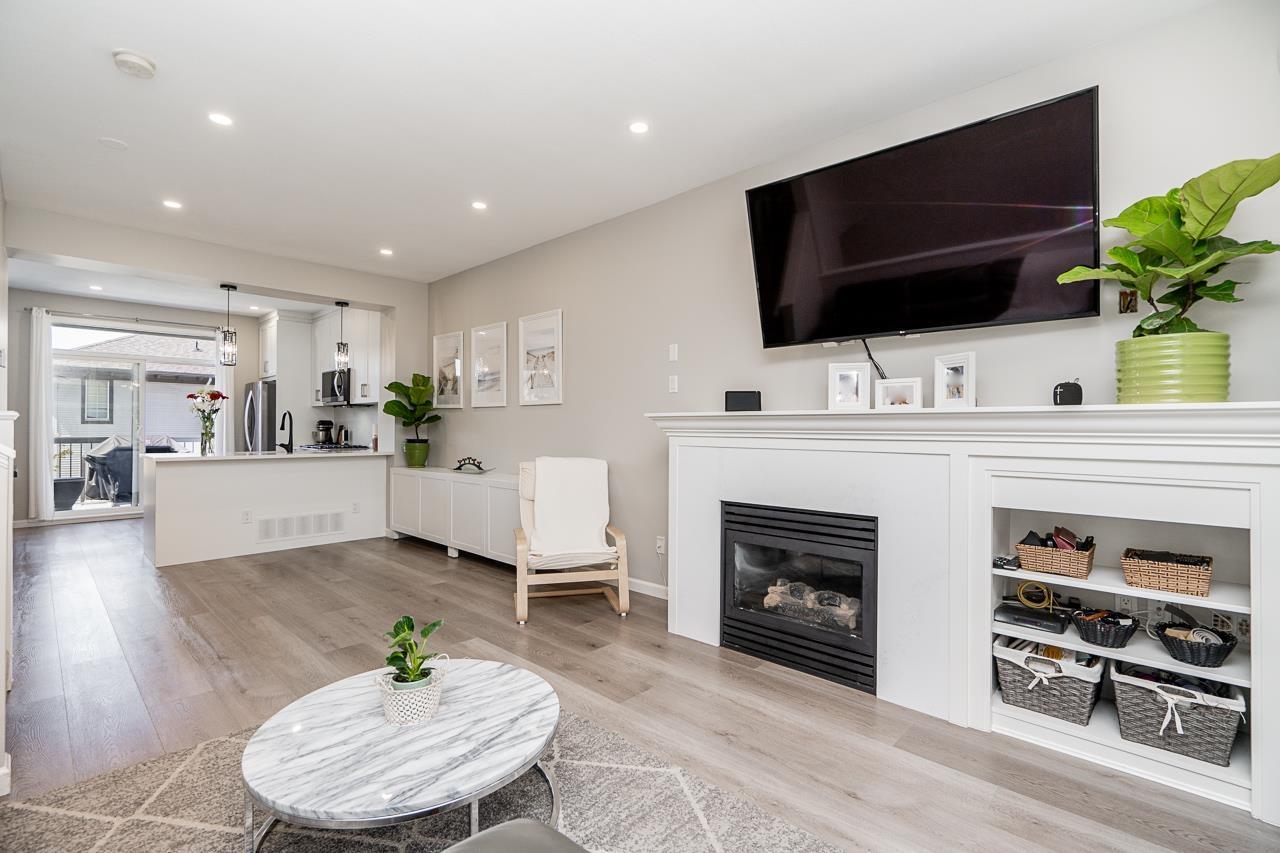 11 18777 68a Avenue, Surrey, British Columbia  V4N 0Z7 - Photo 8 - R2999654