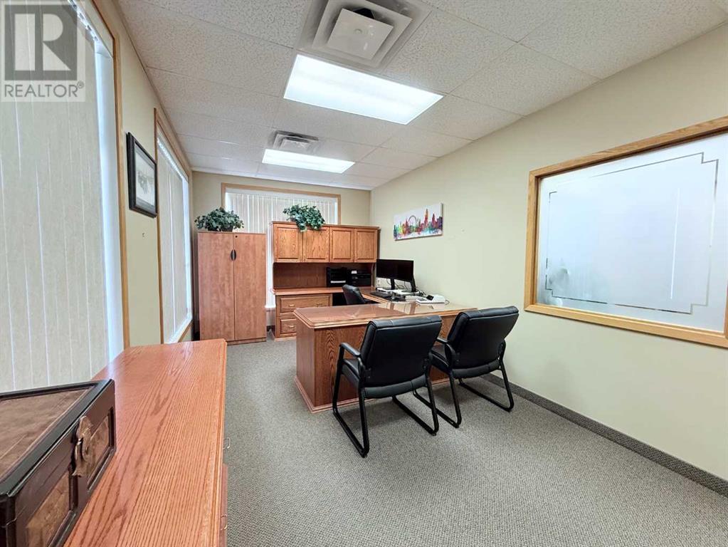 200, 9805 97 Street, Grande Prairie, Alberta  T8V 8B9 - Photo 34 - A2209450