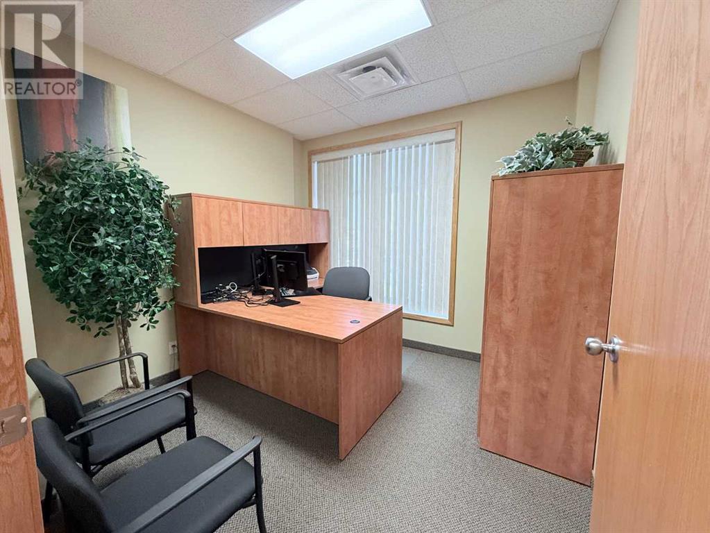 200, 9805 97 Street, Grande Prairie, Alberta  T8V 8B9 - Photo 29 - A2209450