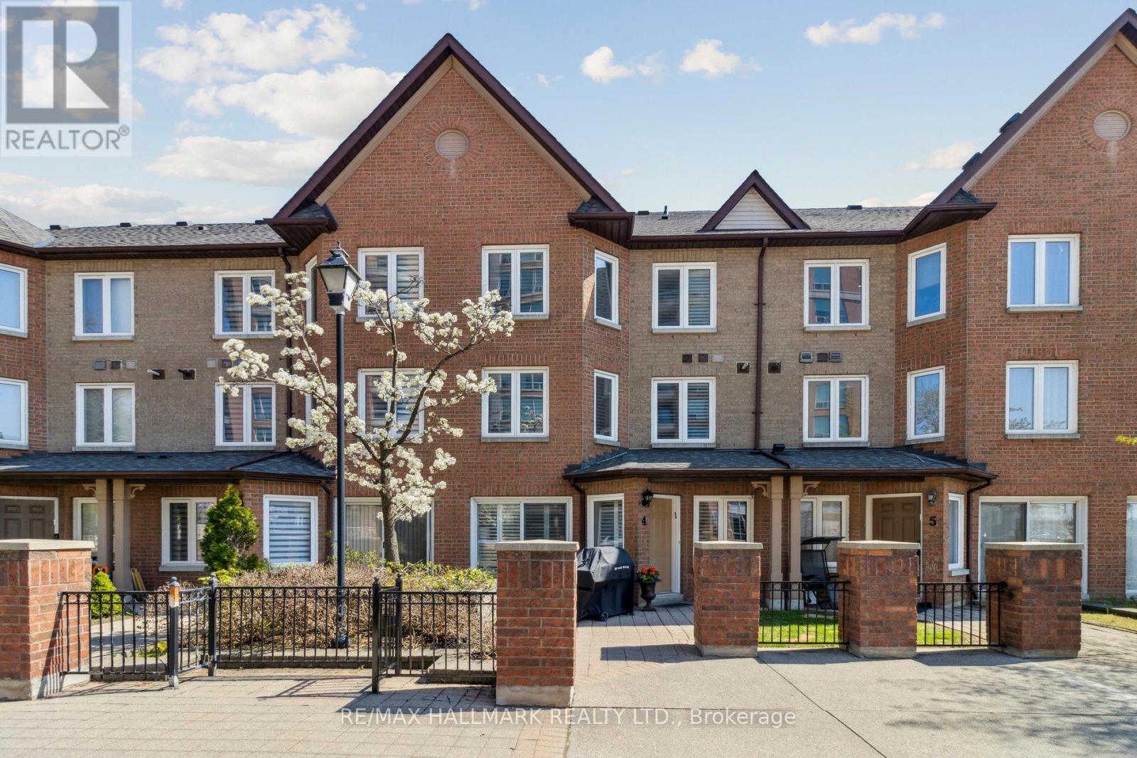 Property at 4 - 735 NEW WESTMINSTER DRIVE image 1