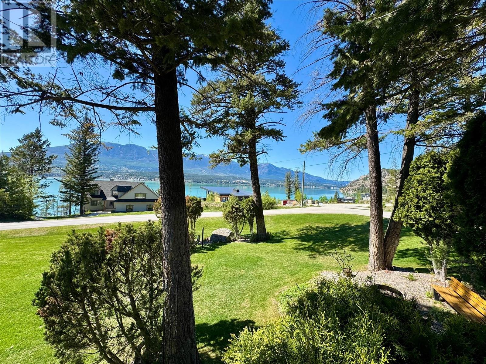 8380 Richardson Crescent, Canal Flats, British Columbia  V0B 1B0 - Photo 32 - 10346587