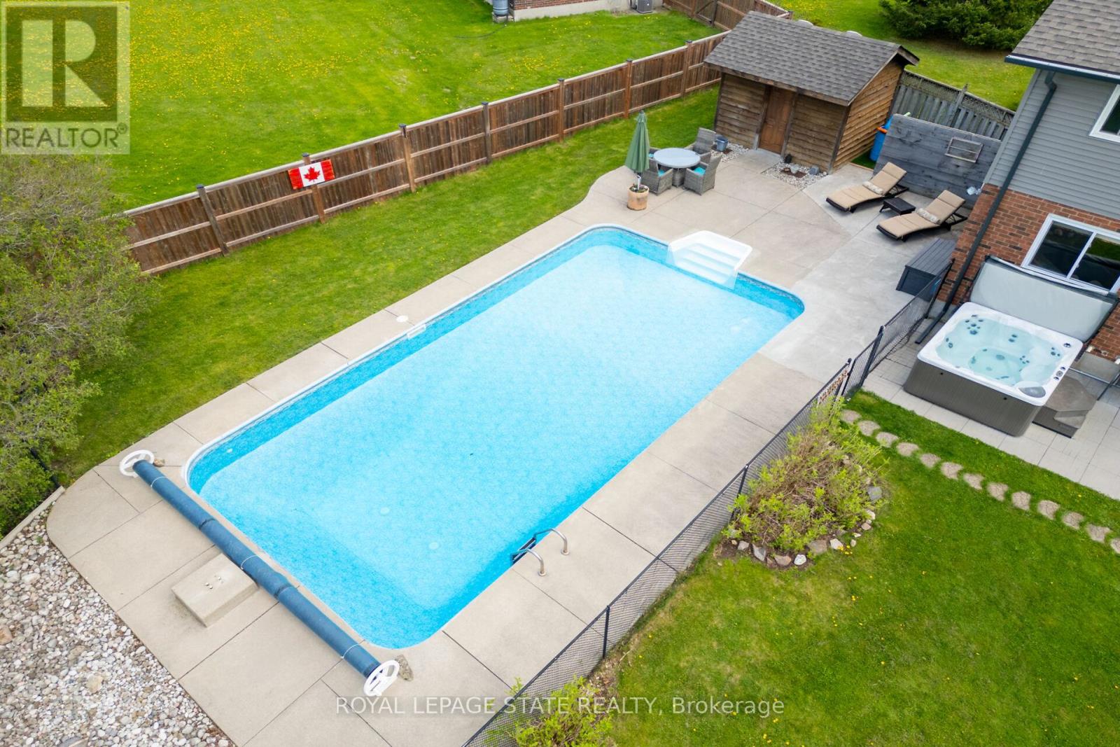 21 Hughson Street, North Dumfries, Ontario  N0B 1L0 - Photo 42 - X12133704