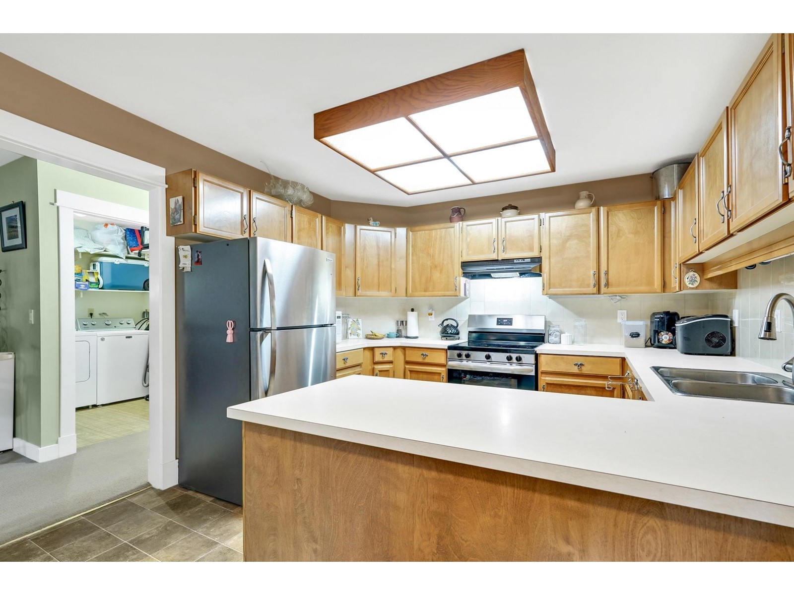 Property at 202 13888 102 AVENUE image 4