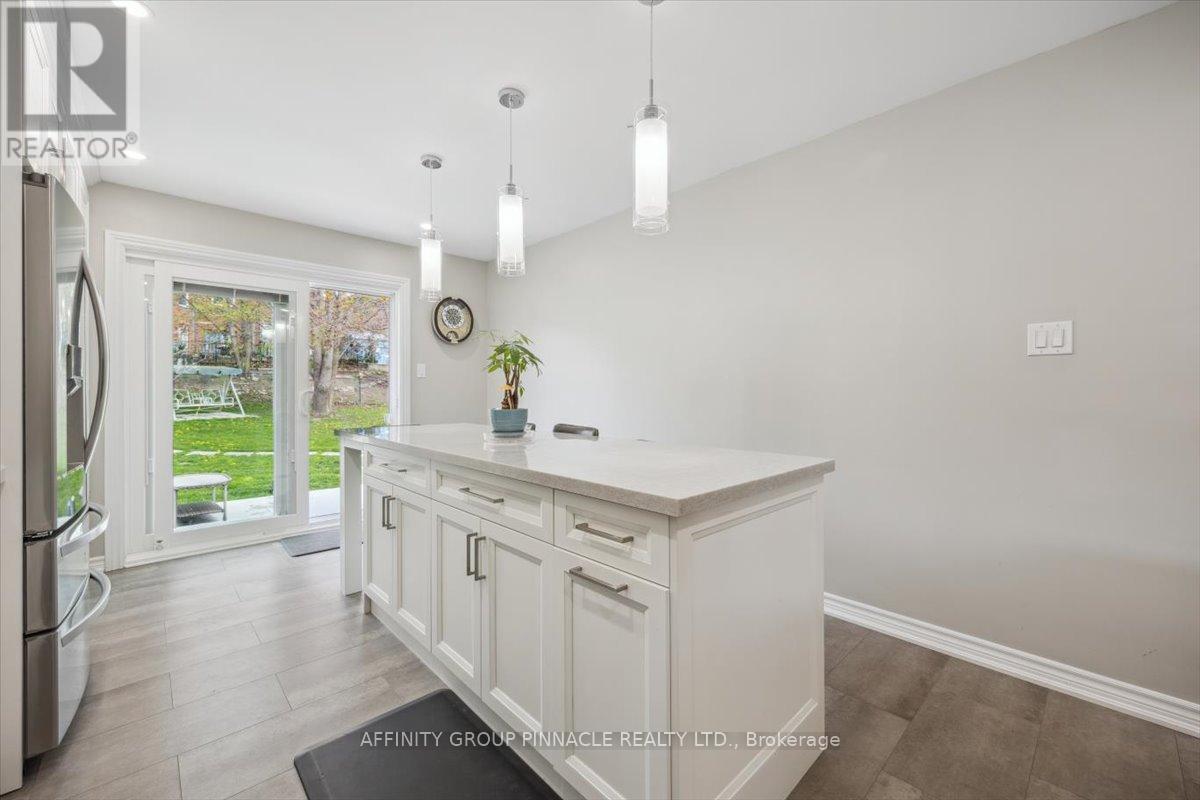 21 Imperial Crescent, Bradford West Gwillimbury, Ontario  L3Z 2P2 - Photo 16 - N12134302