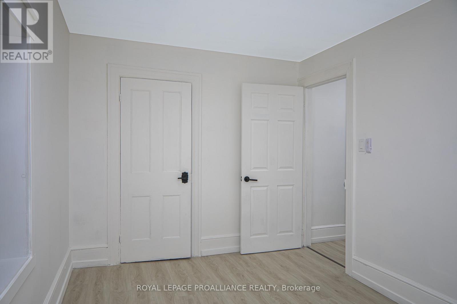 42 Highland Avenue, Belleville, Ontario  K8P 3R1 - Photo 30 - X12134214