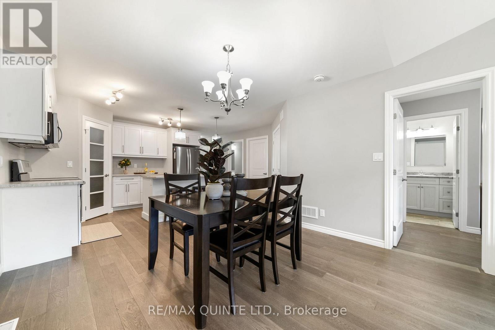 49 Sandhu Crescent, Belleville, Ontario  K8P 0G7 - Photo 21 - X12134266