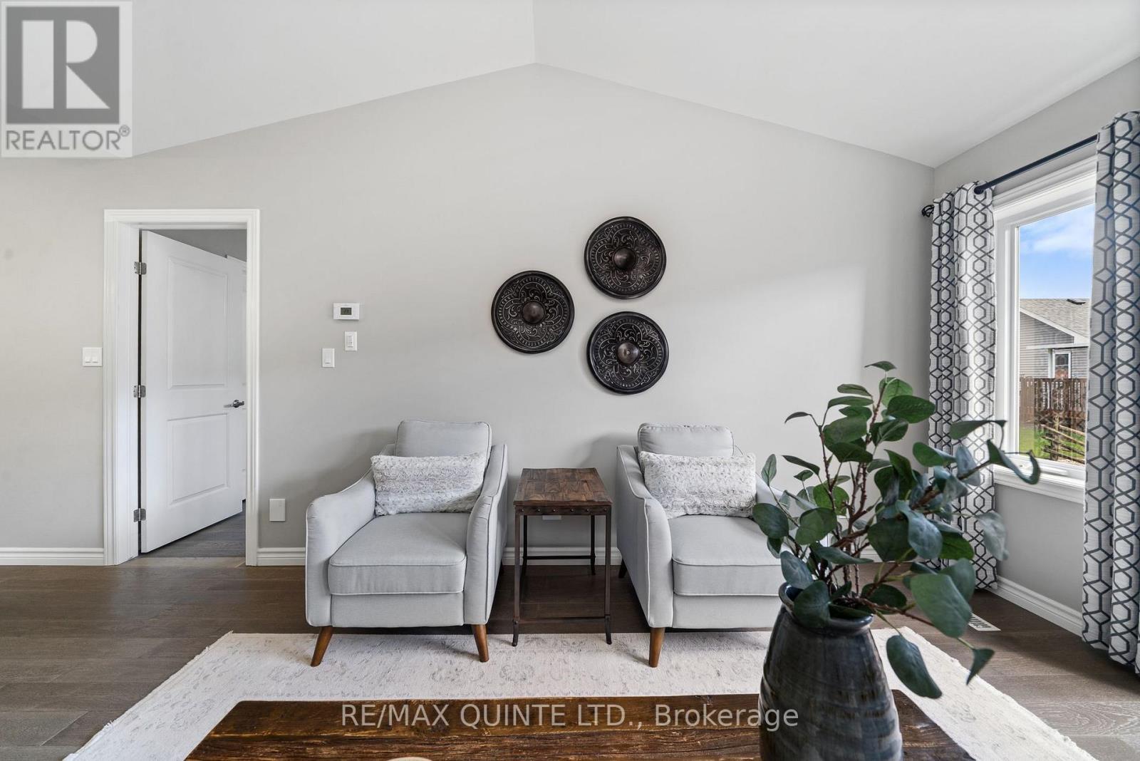 49 Sandhu Crescent, Belleville, Ontario  K8P 0G7 - Photo 26 - X12134266