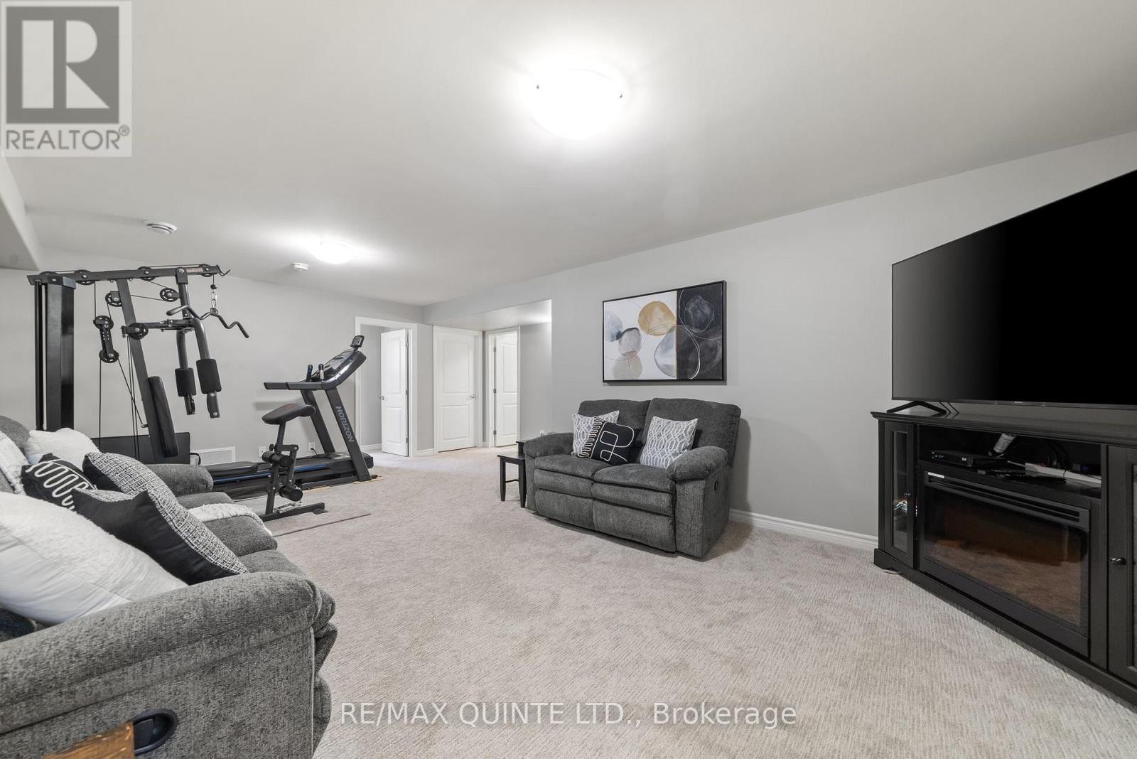 49 Sandhu Crescent, Belleville, Ontario  K8P 0G7 - Photo 32 - X12134266