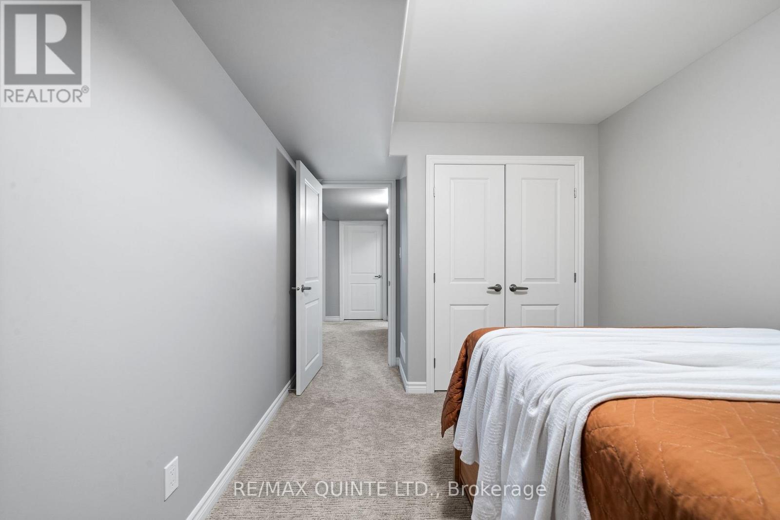 49 Sandhu Crescent, Belleville, Ontario  K8P 0G7 - Photo 38 - X12134266