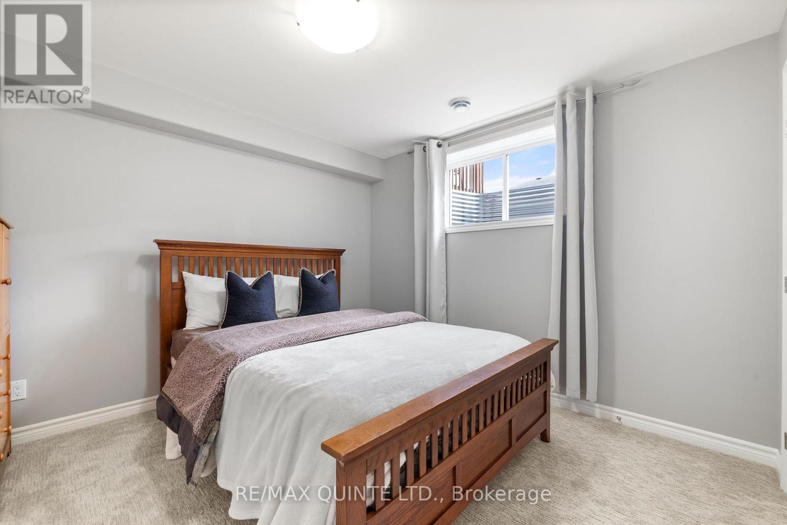 49 Sandhu Crescent, Belleville, Ontario  K8P 0G7 - Photo 39 - X12134266