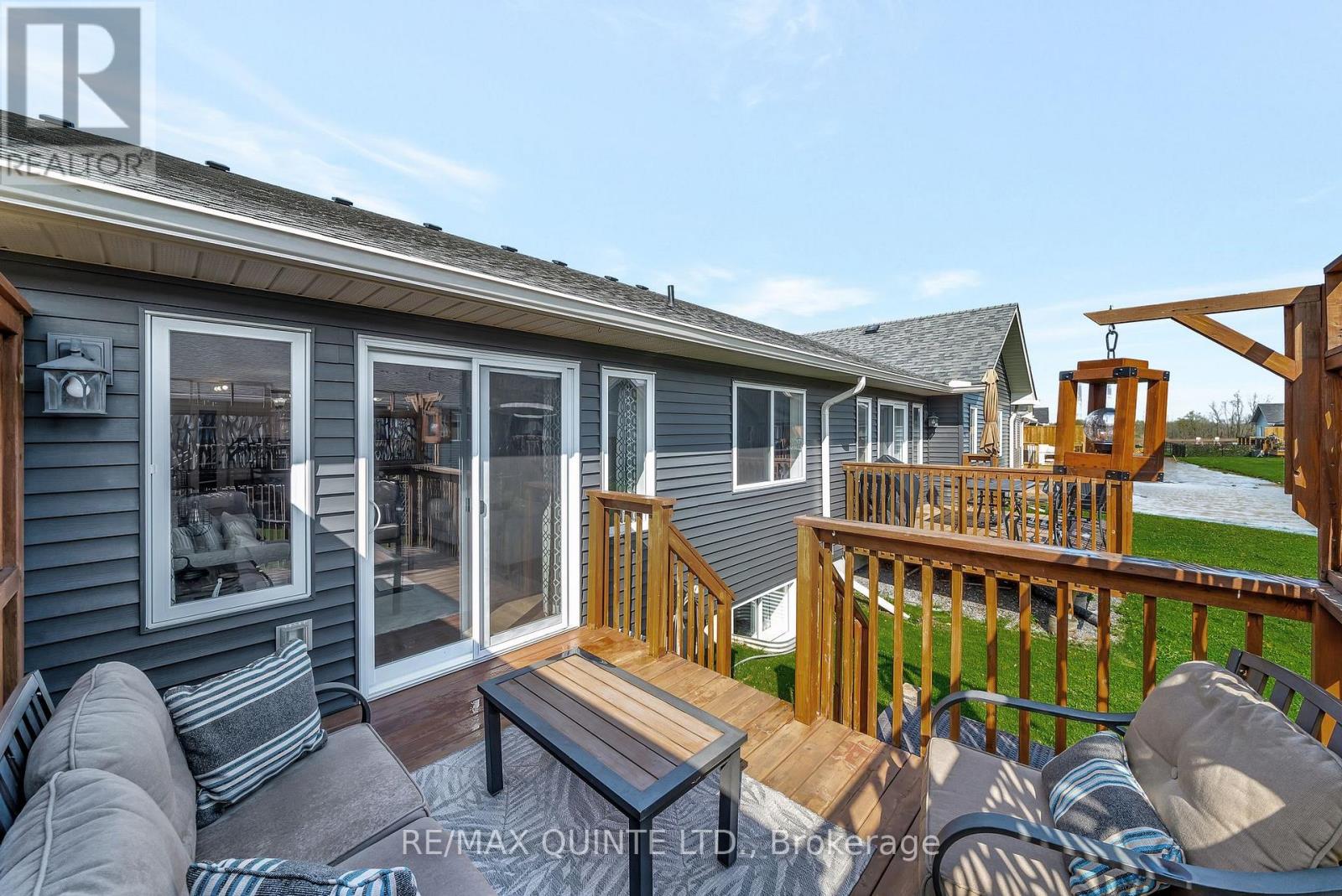 49 Sandhu Crescent, Belleville, Ontario  K8P 0G7 - Photo 44 - X12134266
