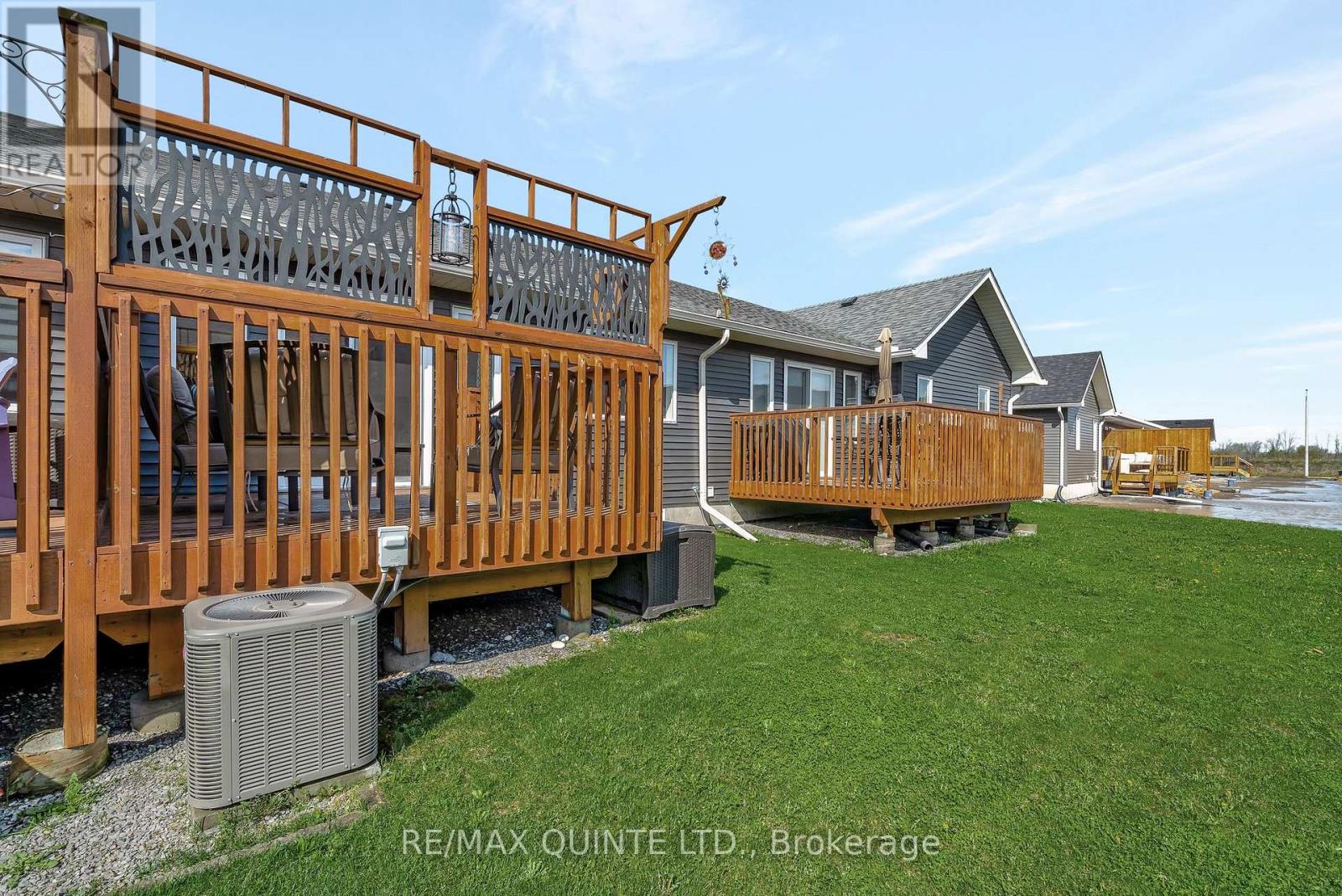 49 Sandhu Crescent, Belleville, Ontario  K8P 0G7 - Photo 47 - X12134266