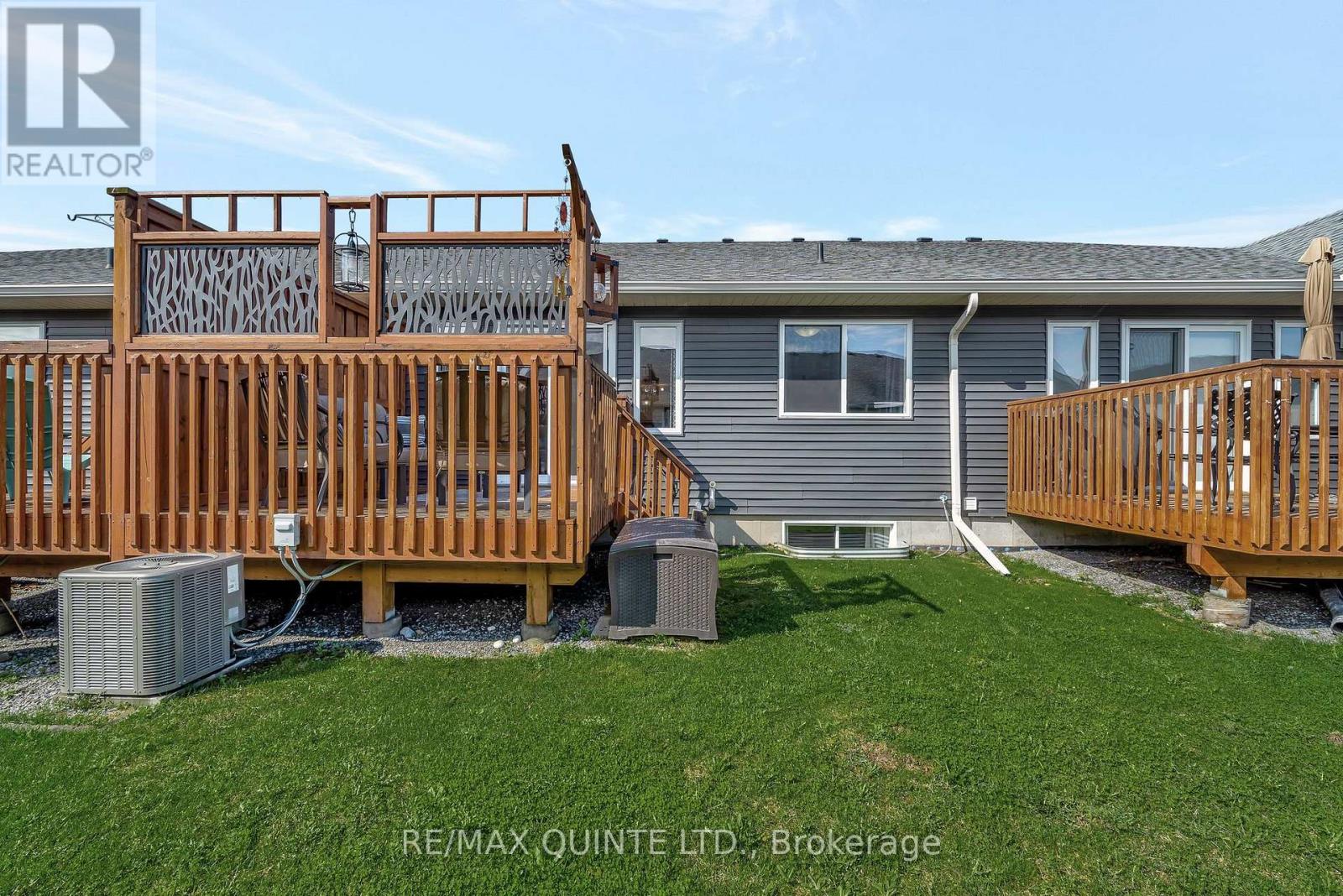 49 Sandhu Crescent, Belleville, Ontario  K8P 0G7 - Photo 48 - X12134266