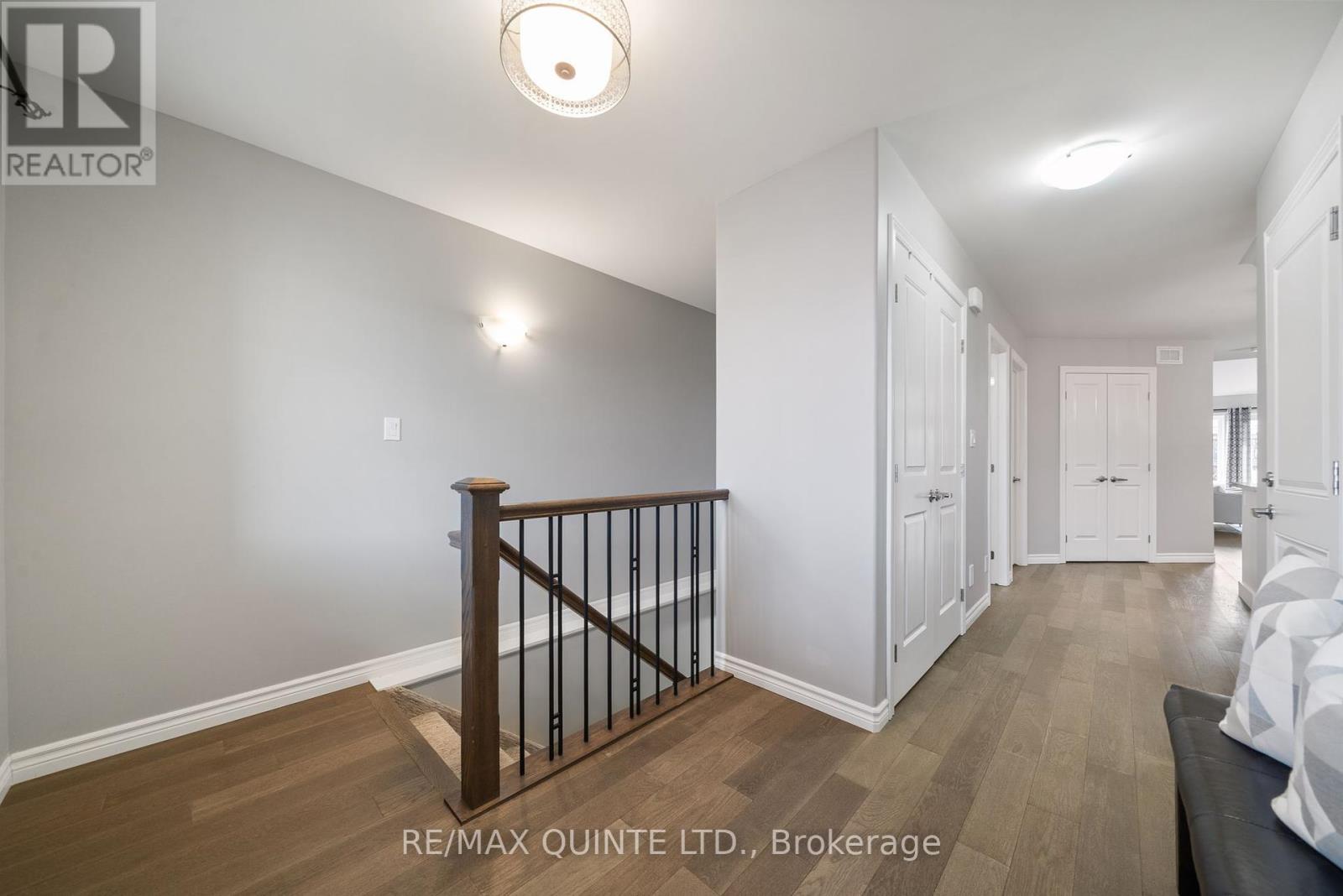 49 Sandhu Crescent, Belleville, Ontario  K8P 0G7 - Photo 7 - X12134266