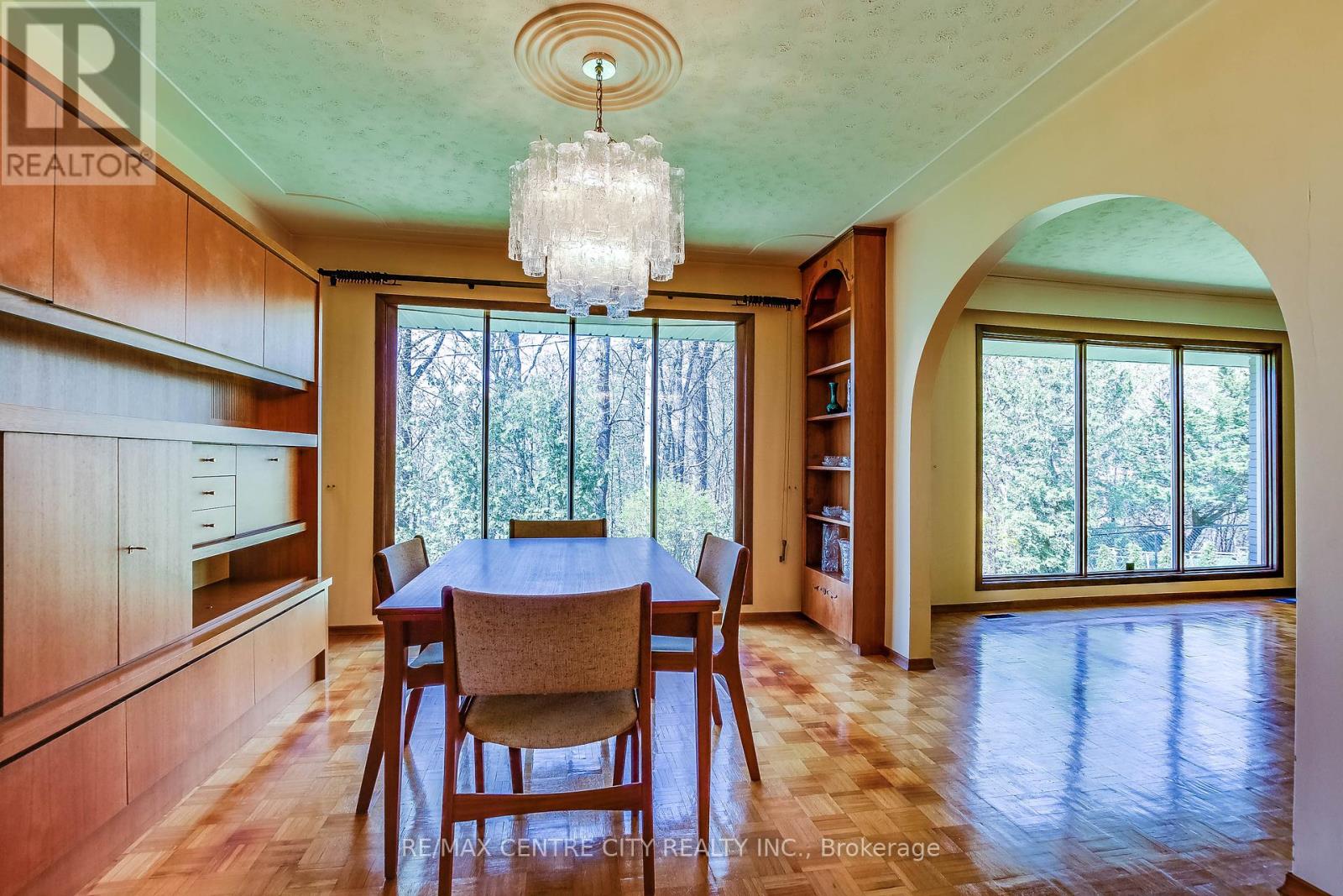 32 Locke Avenue, St. Thomas, Ontario  N5P 3X6 - Photo 8 - X12134140