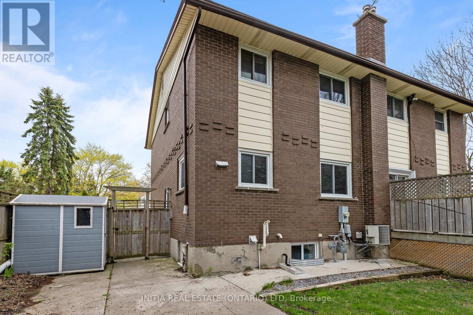 222 Elgin Crescent, Stratford, Ontario  N5A 3Z5 - Photo 31 - X12134301