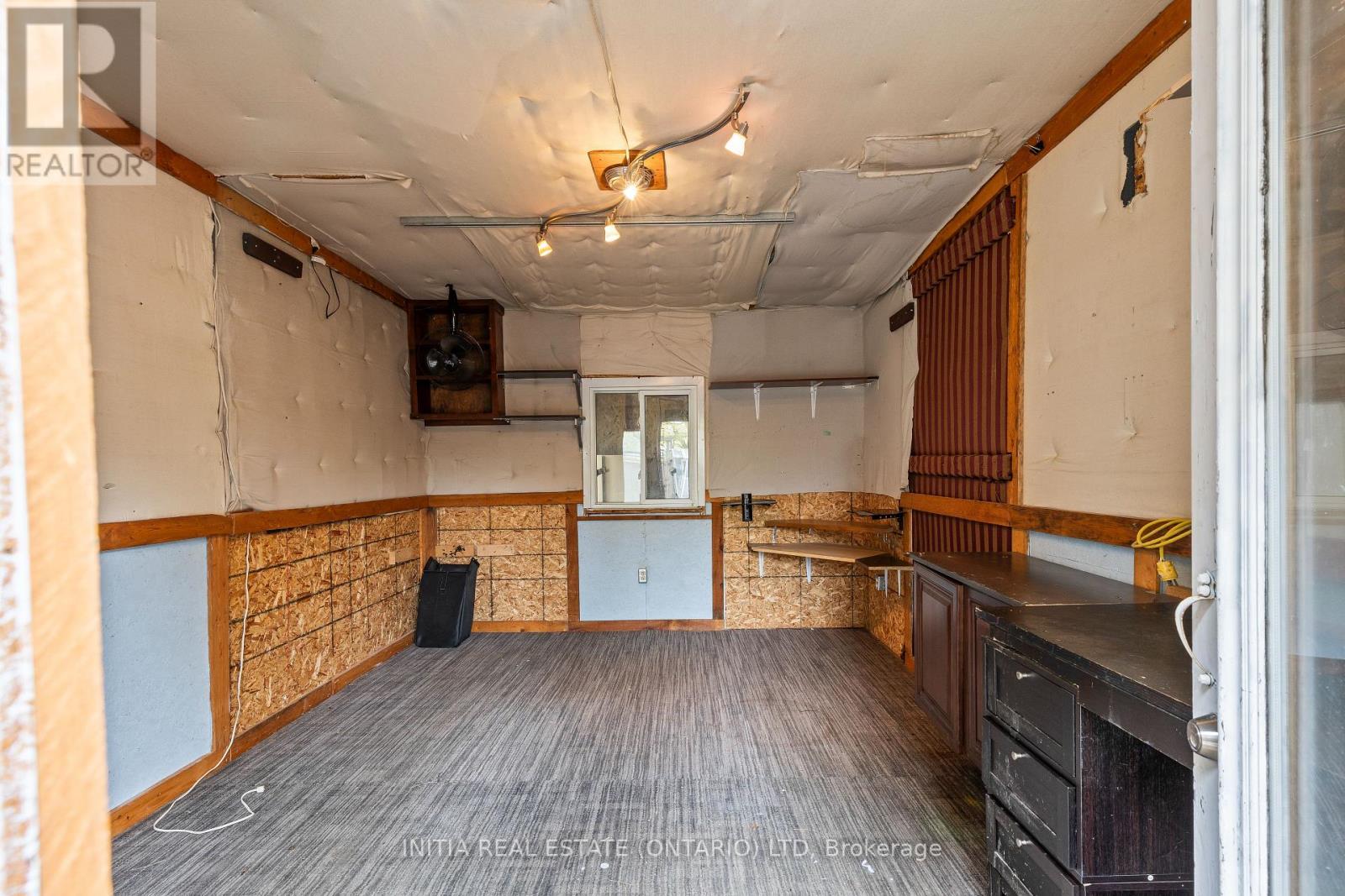 222 Elgin Crescent, Stratford, Ontario  N5A 3Z5 - Photo 34 - X12134301