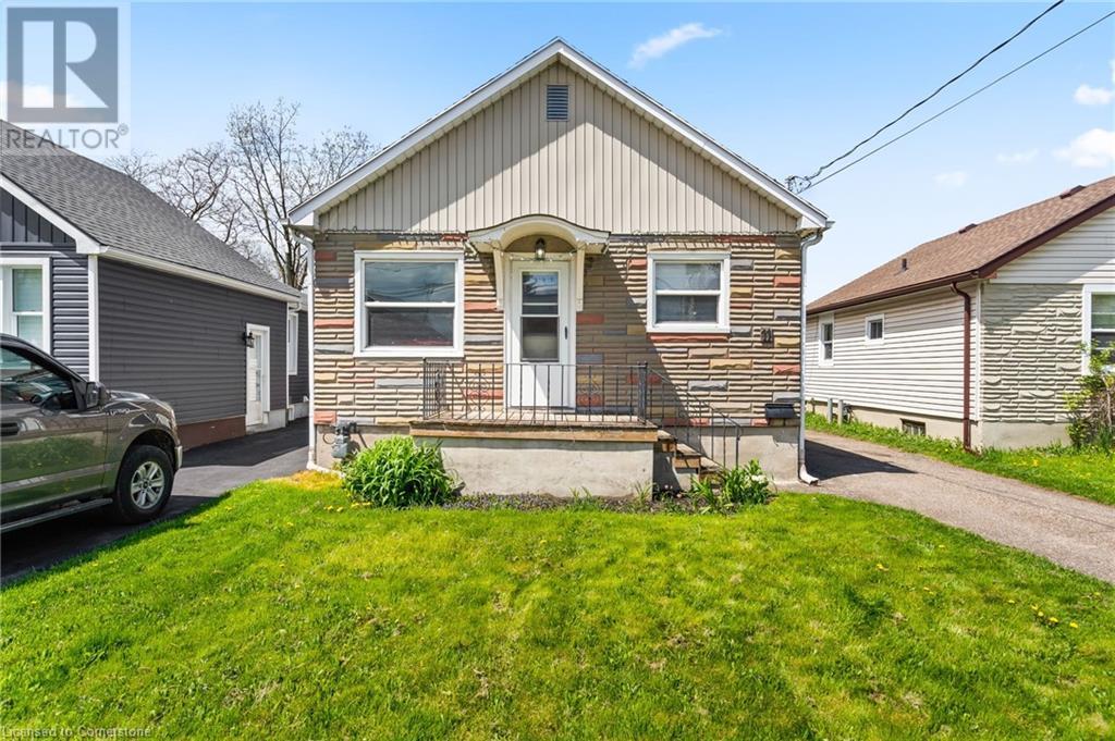 Property at 11 MARLBOROUGH Avenue image 3