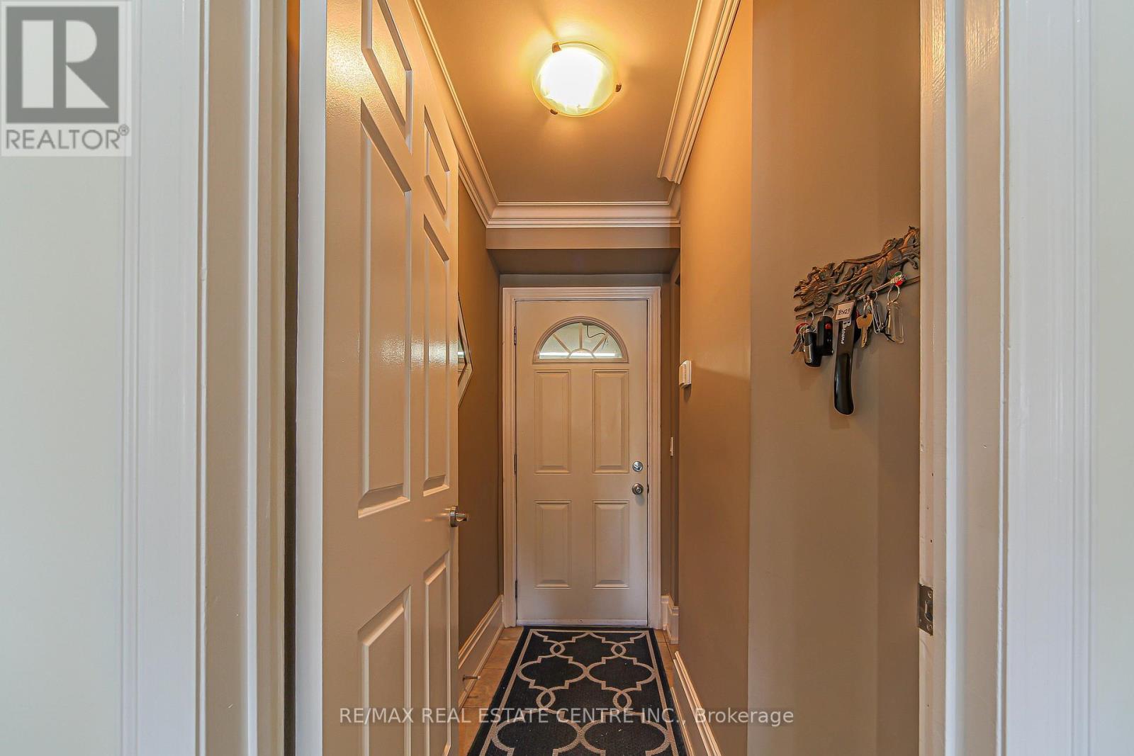 29 Linden Crescent, Brampton, Ontario  L6S 4A1 - Photo 20 - W12133801