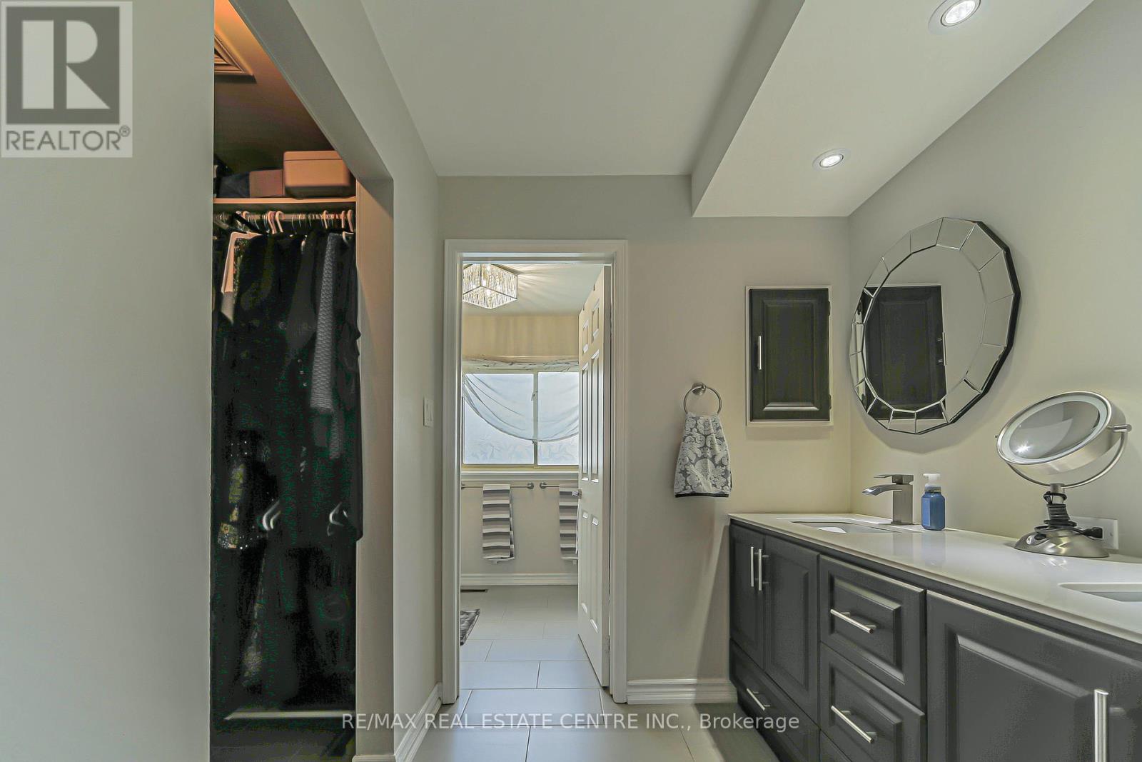 29 Linden Crescent, Brampton, Ontario  L6S 4A1 - Photo 36 - W12133801