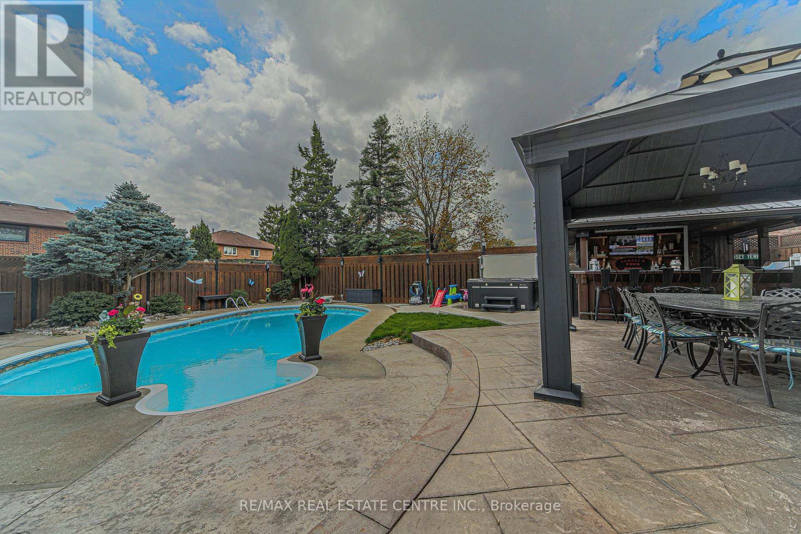 29 Linden Crescent, Brampton, Ontario  L6S 4A1 - Photo 50 - W12133801