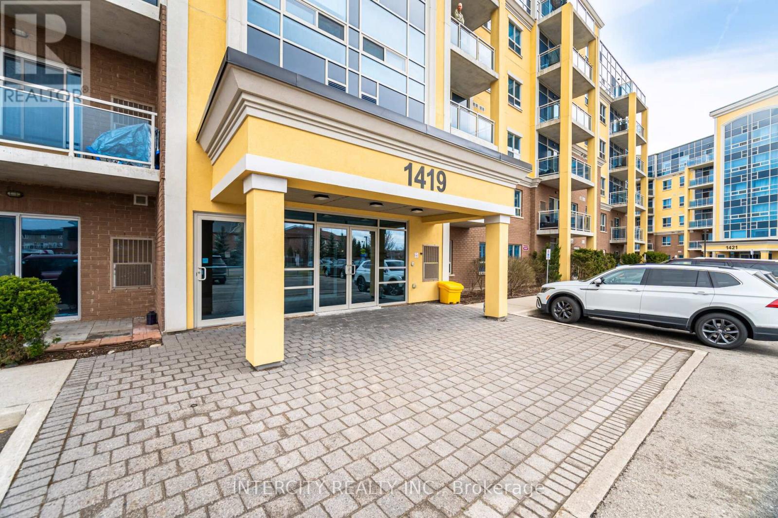 214 - 1419 Costigan Road, Milton, Ontario  L9T 2L4 - Photo 2 - W12133829