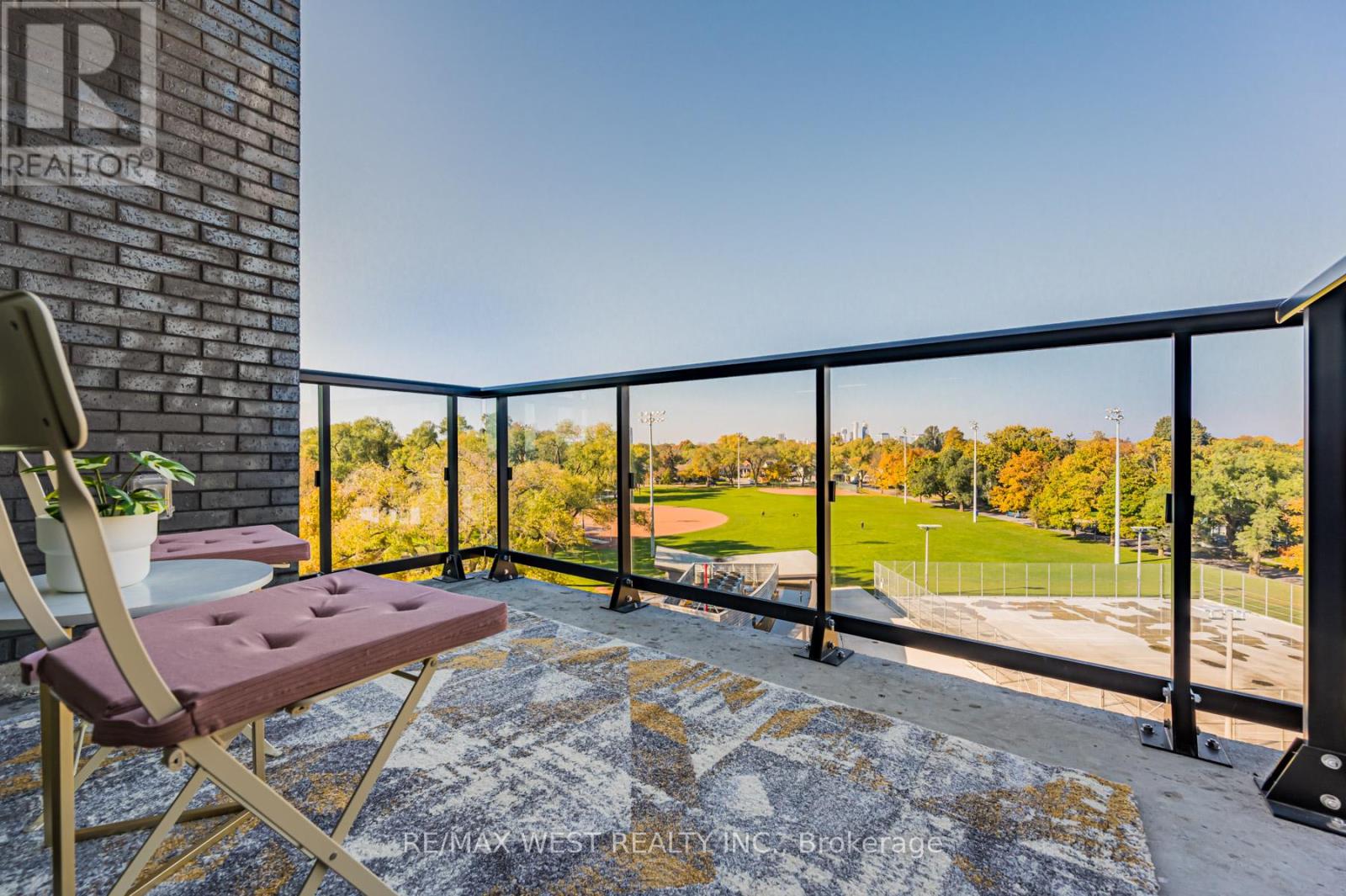524 - 7 Smith Crescent, Toronto (Stonegate-Queensway), Ontario  M8Z 0G3 - Photo 21 - W12133886