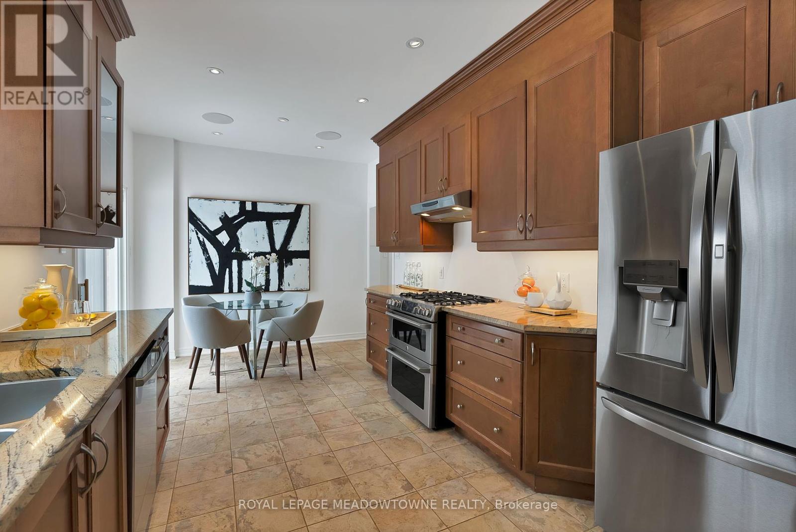 19 Steele Home Court, Caledon, Ontario  L7E 0B1 - Photo 12 - W12133971