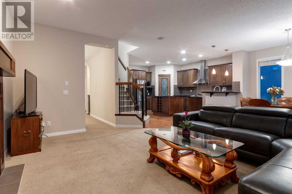 239 St Moritz Terrace Sw, Calgary, Alberta  T3H 5X8 - Photo 15 - A2218219