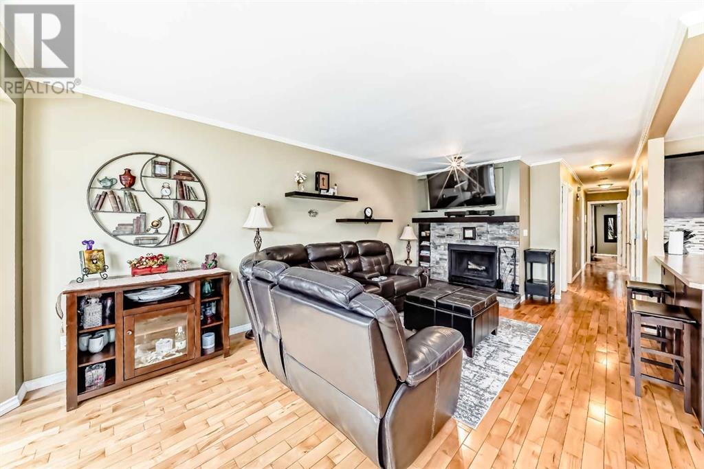 230 Jensen Drive Ne, Airdrie, Alberta  T4B 1P6 - Photo 14 - A2219045