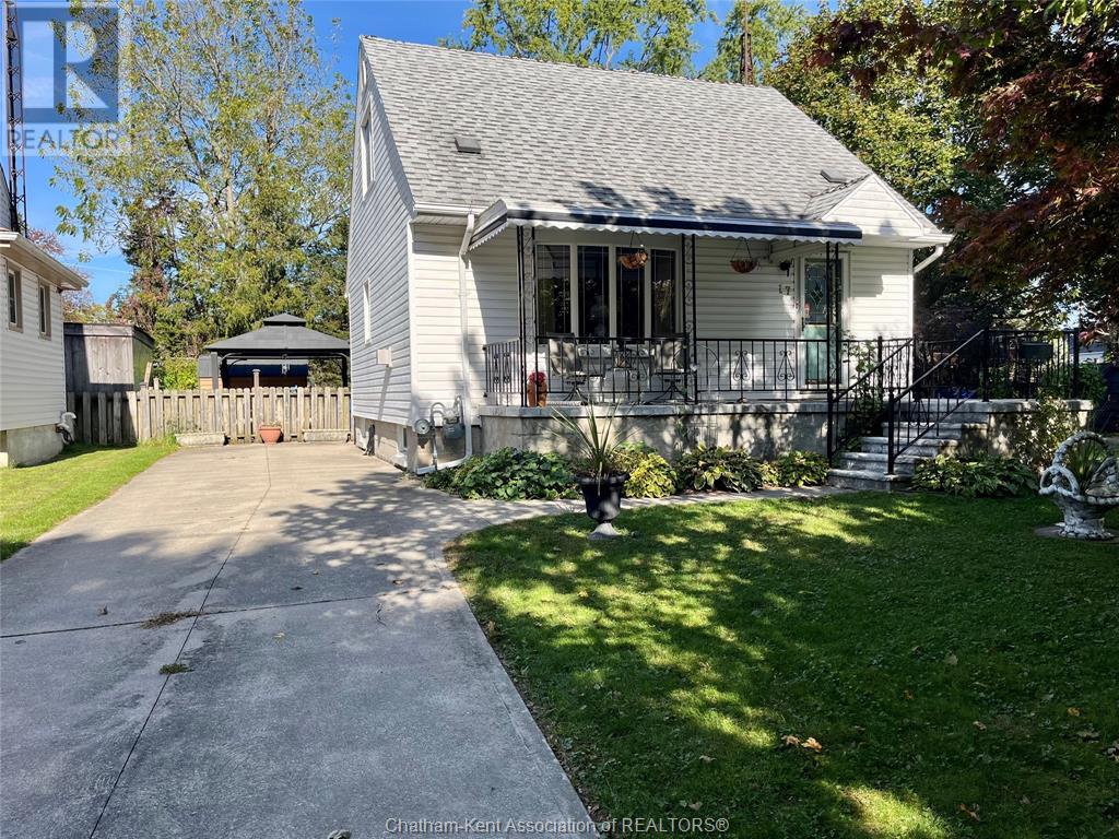Property at 17 De Graeve DRIVE image 1