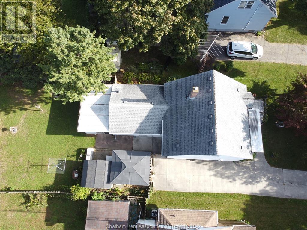 Property at 17 De Graeve DRIVE image 3