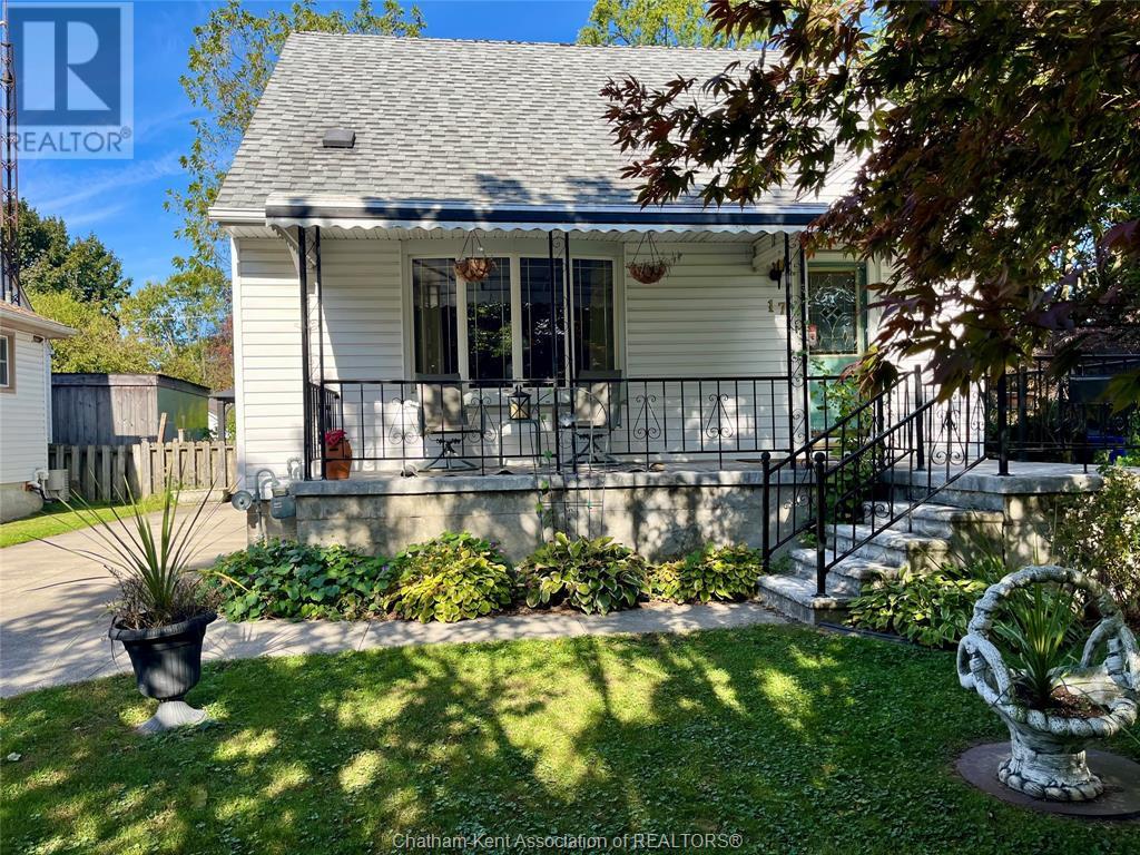 Property at 17 De Graeve DRIVE image 2