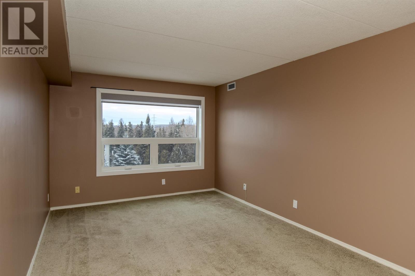 Property at 513 145 Fanshaw ST image 3
