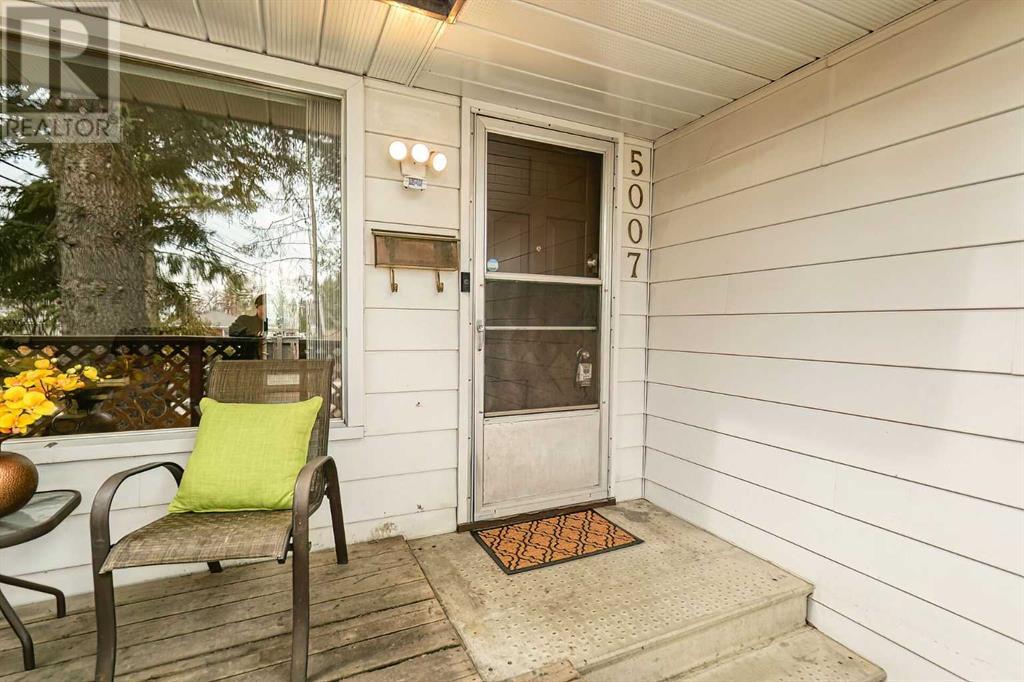Property at 5007 Vallance Crescent NW image 5